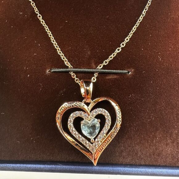 NIB Redbee 18kt GP, Rose gold over s925, "Aquamarine" CZ in heart necklace! - Picture 5 of 14